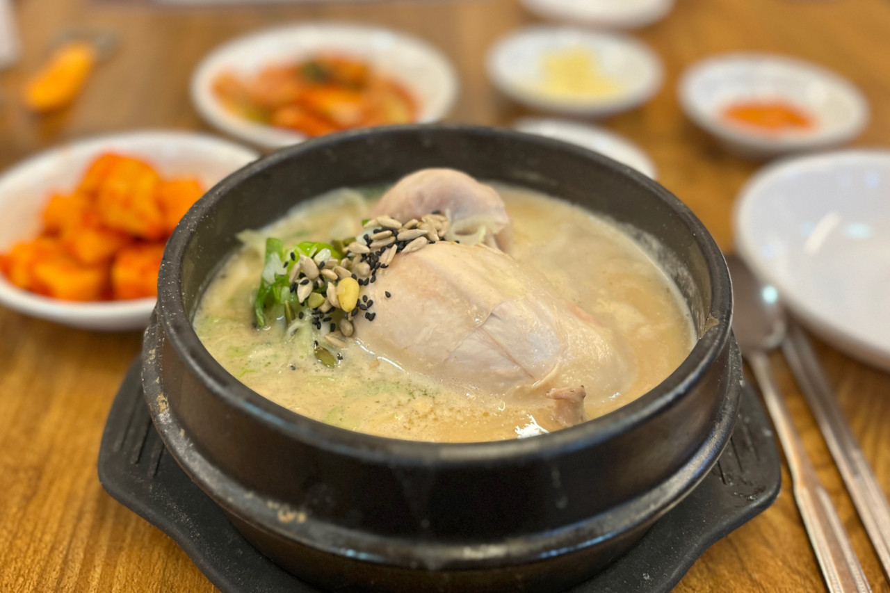Tosokchon Samgyetang